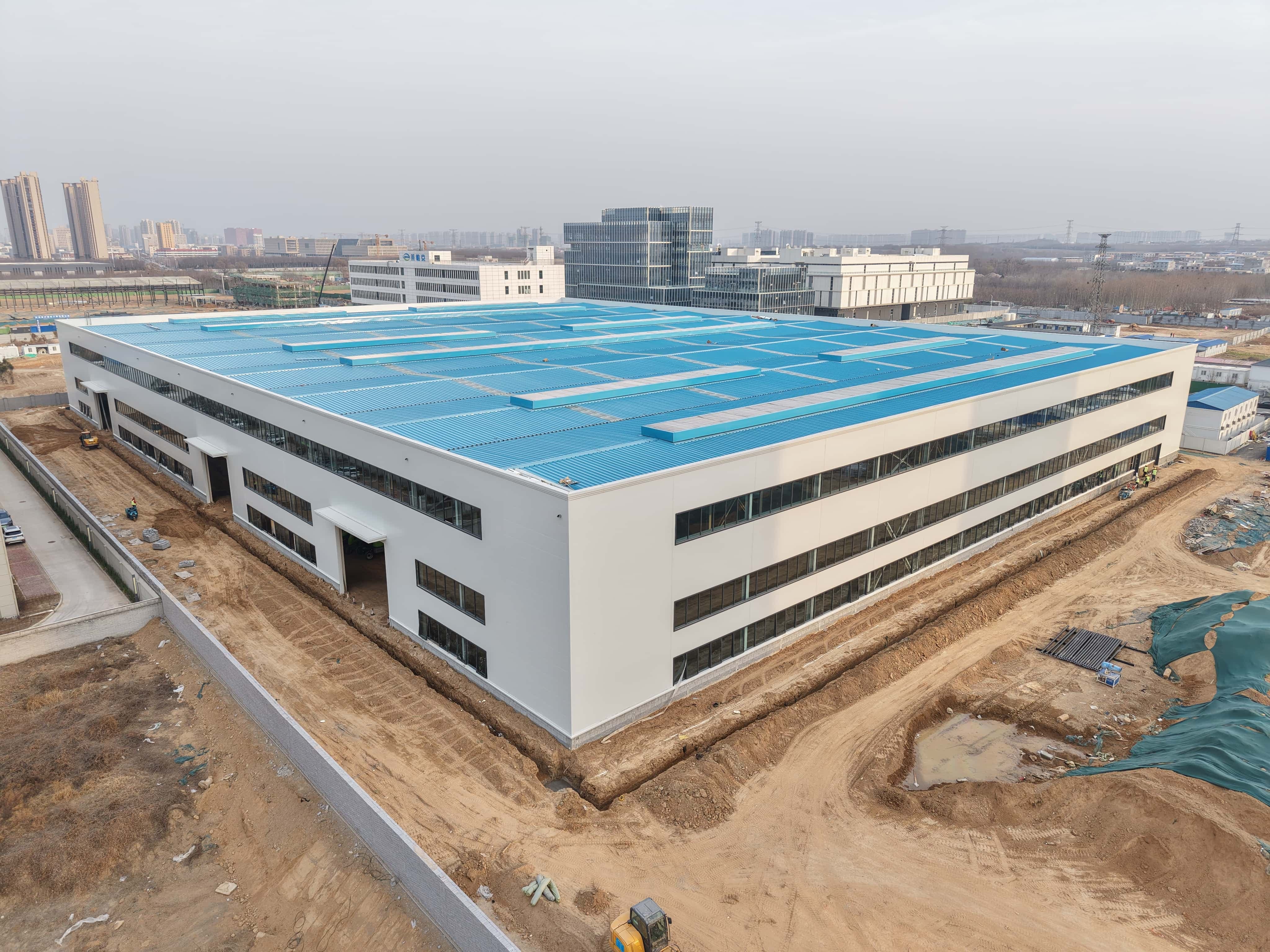 聚氨酯封邊巖棉板——防火保溫一體化，打造安全節(jié)能廠(chǎng)房