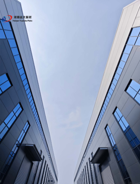 聚氨酯夾芯板：高效節(jié)能，防火防水，為建筑護航(圖1)